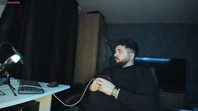 Snapshot of Eduu2322 chatting on 01-16-25, 11:06 Eduu2322 online show from 01-16-25, 11:06