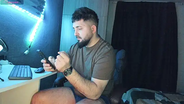 Snapshot of Eduu2322 chatting on 02-09-25, 10:00 Eduu2322 online show from 02-09-25, 10:00