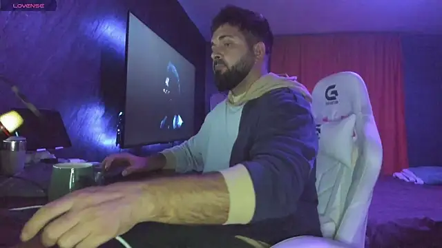 Snapshot of Eduu2322 chatting on 10-07-25, 07:22 Eduu2322 online show from 10-07-25, 07:22