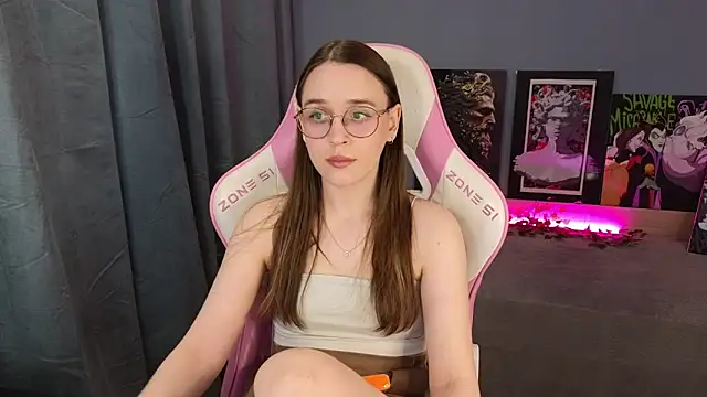 Snapshot of Sweet_frosti chatting on 06-07-26, 02:59 Sweet frosti online show from 06-07-26, 02:59