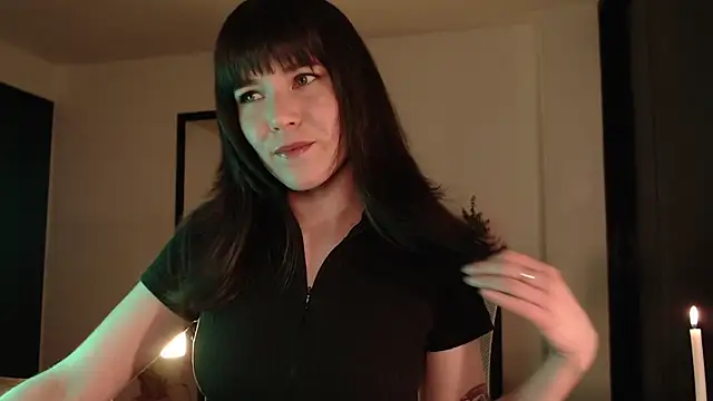 CherryBlossom    online show from 04-29-26, 02:04