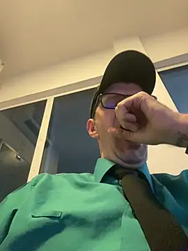 Juliano2289 online show from 06-09-26, 05:46