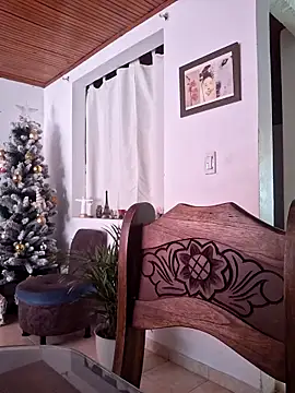 Snapshot of Gimena41 chatting on 12-16-25, 03:39 Gimena41 online show from 12-16-25, 03:39