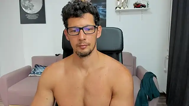 BrutusK08 online show from 09-29-25, 05:45