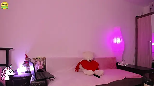 EvaUniporn online show from 06-24-26, 05:12