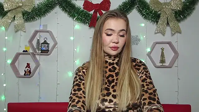 Snapshot of StacyYellig chatting on 01-11-25, 02:09 StacyYellig online show from 01-11-25, 02:09