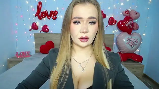 Snapshot of StacyYellig chatting on 02-17-25, 09:03 StacyYellig online show from 02-17-25, 09:03