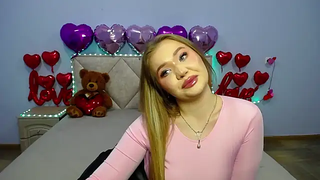 Snapshot of StacyYellig chatting on 03-06-25, 02:19 StacyYellig online show from 03-06-25, 02:19