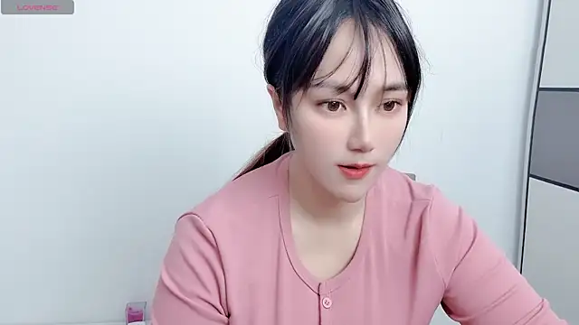 LIsha--170 online show from 04-09-26, 06:02