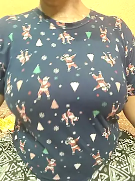 CUTE SOPHIA- online show from 07-20-26, 10:50
