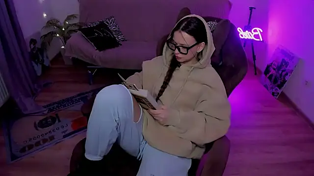 HelloRoxy online show from 03-14-26, 08:58