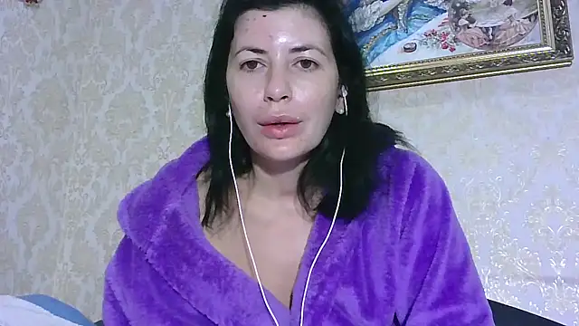 Snapshot of StunnigArt chatting on 10-06-25, 01:25 StunnigArt online show from 10-06-25, 01:25