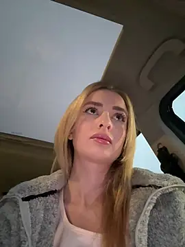 EvieEvans online show from 12-29-24, 03:46