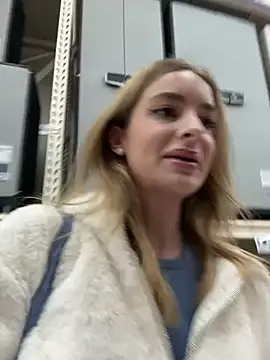 EvieEvans online show from 02-20-25, 06:24