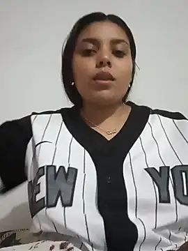 stefanie010 online show from 12-19-24, 10:10