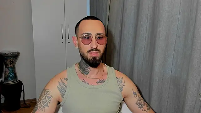 Snapshot of Baddfuckerr chatting on 01-20-25, 03:07 Baddfuckerr online show from 01-20-25, 03:07