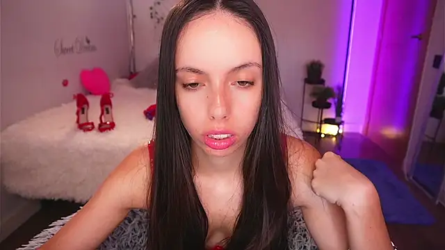 Snapshot of Dayna_Nebula chatting on 09-18-25, 10:39 Dayna Nebula online show from 09-18-25, 10:39