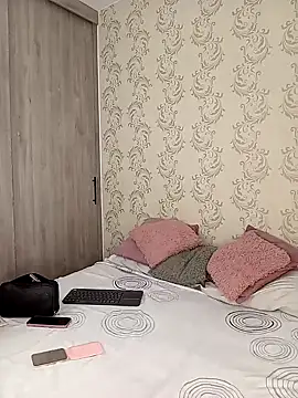 Bella Fior online show from 12-20-25, 11:23