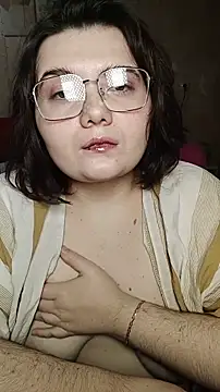 Snapshot of DenisHailey chatting on 01-10-26, 08:21 DenisHailey online show from 01-10-26, 08:21