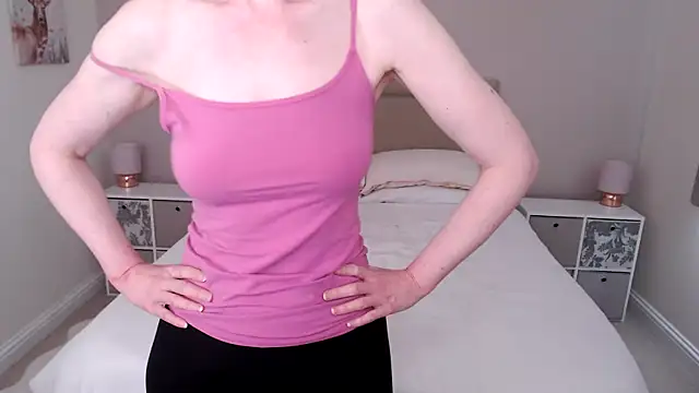 Snapshot of British_Goddess_Anna chatting on 01-24-25, 12:20 British Goddess Anna online show from 01-24-25, 12:20