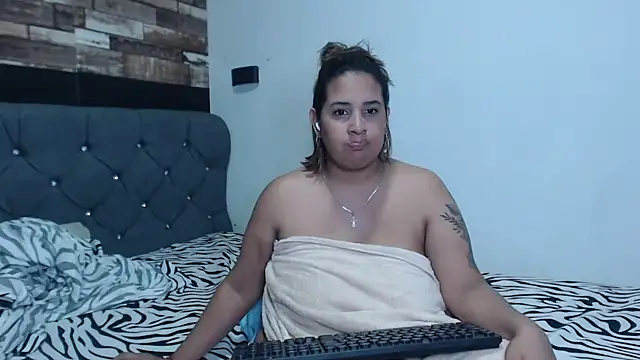 Snapshot of KathyHardcore69 chatting on 02-20-26, 06:37 KathyHardcore69 online show from 02-20-26, 06:37