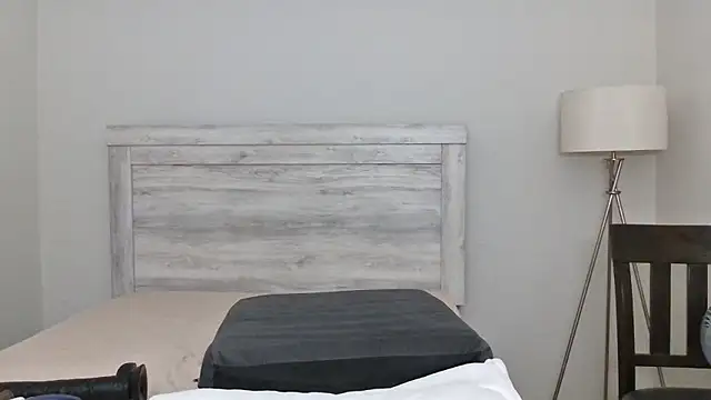 Snapshot of Carmen_Cream chatting on 11-08-25, 11:54 Carmen Cream online show from 11-08-25, 11:54