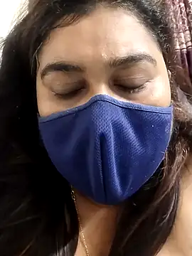 indianlisa5 online show from 08-08-26, 07:38