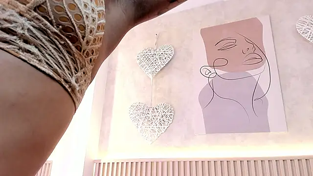 daiana curly online show from 09-20-25, 08:10