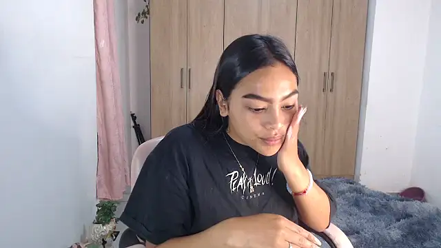 fairylatin222 online show from 02-07-25, 10:50