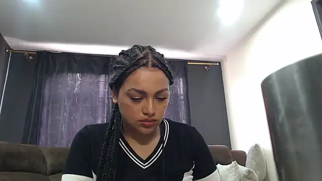 Snapshot of fairylatin222 chatting on 01-07-26, 08:44 fairylatin222 online show from 01-07-26, 08:44