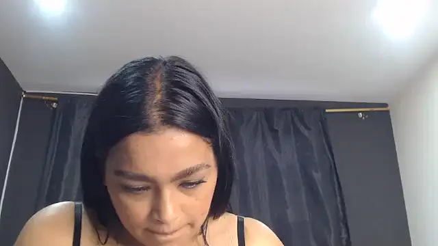 Snapshot of fairylatin222 chatting on 01-15-26, 10:24 fairylatin222 online show from 01-15-26, 10:24