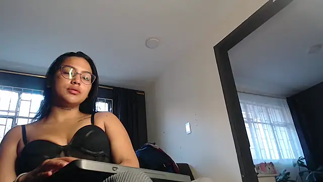 Snapshot of fairylatin222 chatting on 03-14-26, 10:48 fairylatin222 online show from 03-14-26, 10:48