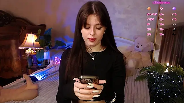 JulieHeets online show from 01-01-25, 10:21