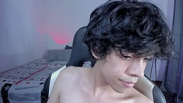 Snapshot of Alan26_ chatting on 02-27-26, 03:50 Alan26 online show from 02-27-26, 03:50