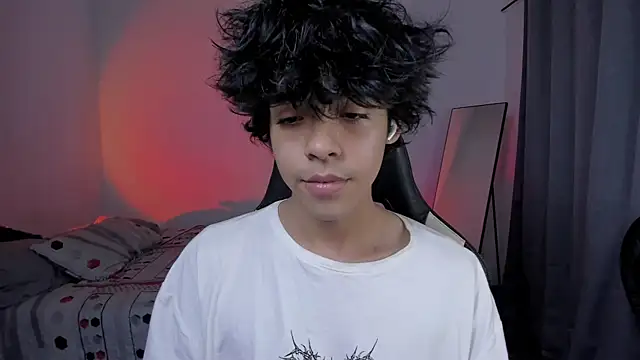 Snapshot of Alan26_ chatting on 02-28-26, 10:22 Alan26 online show from 02-28-26, 10:22