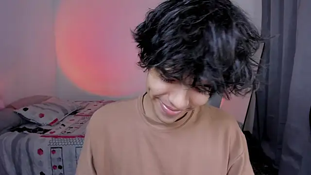 Snapshot of Alan26_ chatting on 03-02-26, 02:25 Alan26 online show from 03-02-26, 02:25