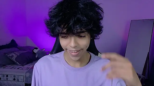 Snapshot of Alan26_ chatting on 03-26-26, 10:15 Alan26 online show from 03-26-26, 10:15