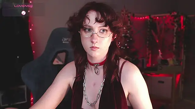 Snapshot of Rory_Pink chatting on 12-11-24, 11:32 Rory Pink online show from 12-11-24, 11:32