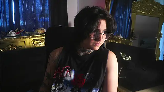 dantecoppolaa  online show from 01-10-25, 05:45