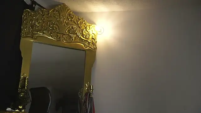 dantecoppolaa  online show from 01-23-25, 12:35