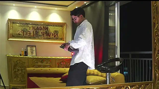 dantecoppolaa  online show from 01-13-26, 01:44