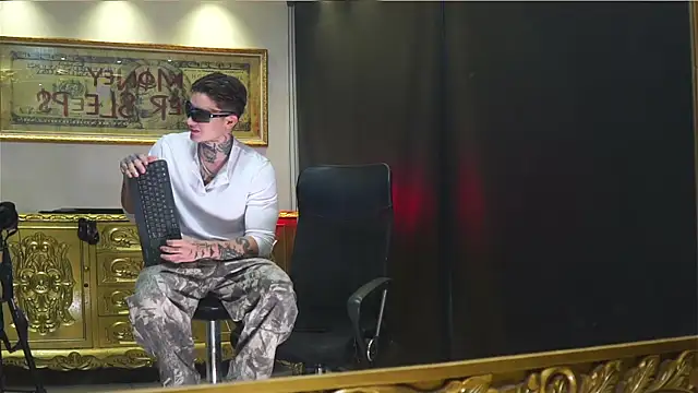 dantecoppolaa  online show from 08-01-26, 11:25