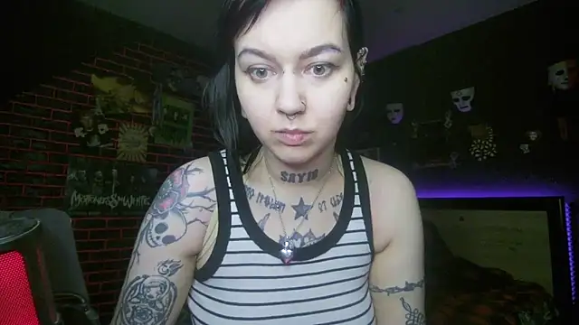 MoorderxDoll online show from 03-05-26, 10:06