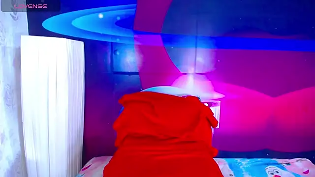 Snapshot of Cristalxxts chatting on 11-15-25, 06:04 Cristalxxts online show from 11-15-25, 06:04