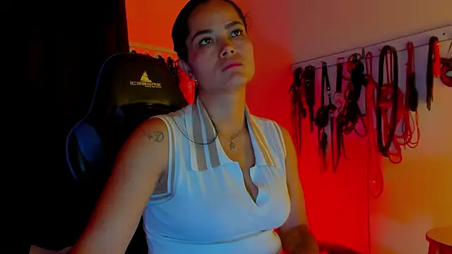 scarlet-kennedy98 online show from 12-05-25, 06:48