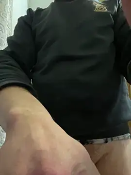 Snapshot of vanho29 chatting on 02-25-26, 10:36 vanho29 online show from 02-25-26, 10:36