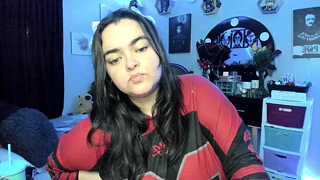 Snapshot of Luise_Meyrink chatting on 10-10-25, 02:54 Luise Meyrink online show from 10-10-25, 02:54