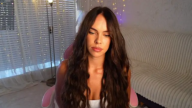 Snapshot of Dilara054 chatting on 09-16-25, 01:34 Dilara054 online show from 09-16-25, 01:34