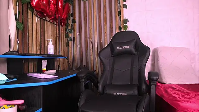 Snapshot of argiee_taylorxs2 chatting on 01-18-25, 12:35 argiee taylorxs2 online show from 01-18-25, 12:35