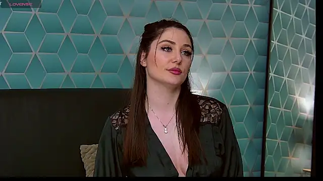 Snapshot of KassieWeins chatting on 03-21-25, 02:07 KassieWeins online show from 03-21-25, 02:07